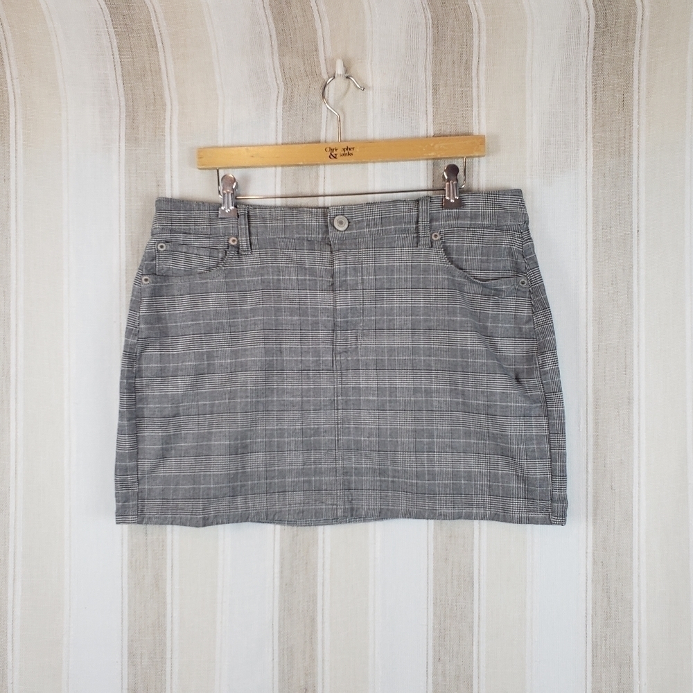 American Eagle Super Stretch Hi-rise Mini Skirt Plaid Gray Size 16